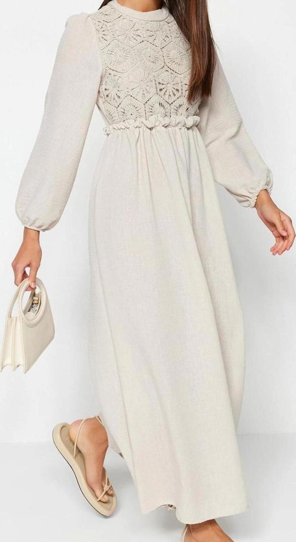 Moda Stil Regular Bisiklet Yaka Maxi Boy Tesettür Güpür Fisto Detaylı Dokuma Elbise - Image 1