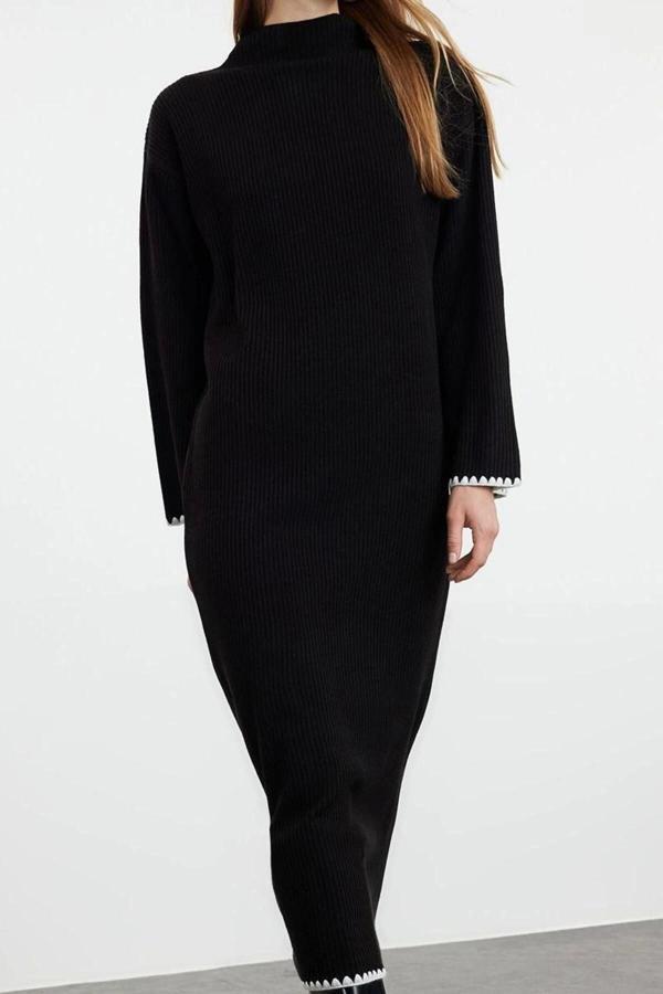 Moda Stil Relaxed Bisiklet Yaka Maxi Boy Tesettür Dikiş Detaylı Uzun Triko Elbise - Image 1