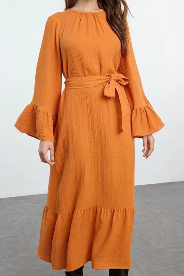 Moda Stil Relaxed Bisiklet Yaka Maxi Boy Tesettür Eteği Fırfırlı Müslin Dokuma Elbise - Image 1