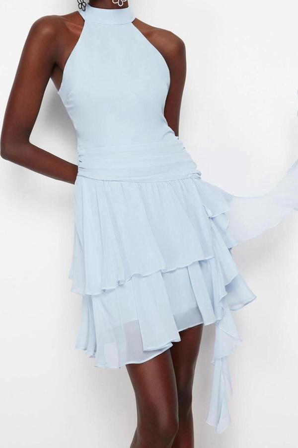 Moda Stil Fitted Halter Yaka Mini Boy A-Kesim Fıfırlı Dokuma Kısa Şık Abiye Elbise - Image 1