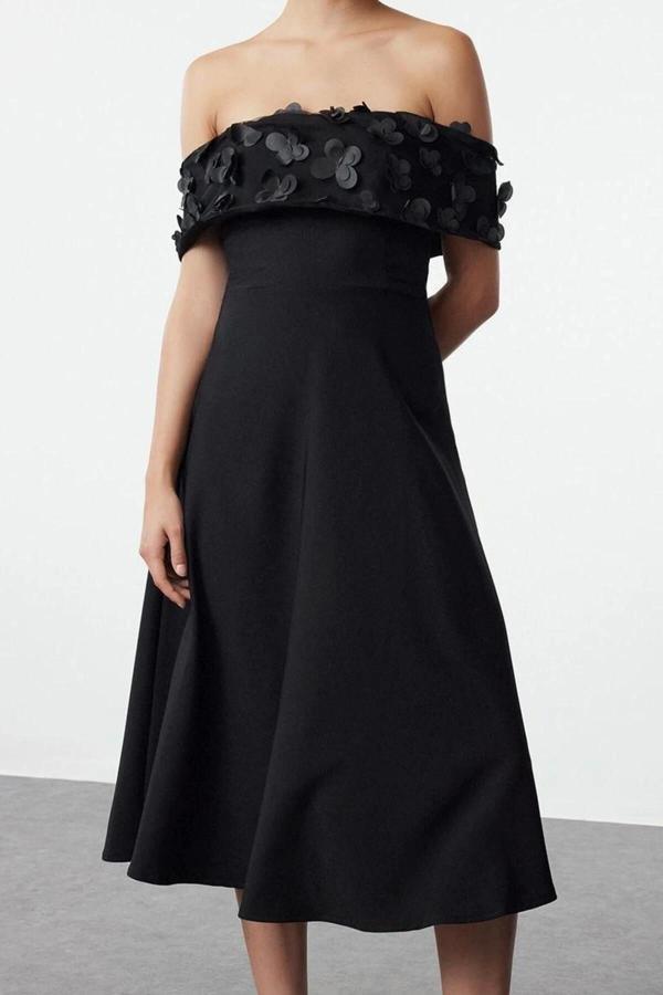 Moda Stil Fitted Carmen Yaka Midi Boy 3 Boyutlu Çiçek Detaylı Şık Abiye Elbise - Image 1