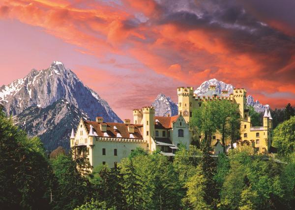 Trefl Puzzle The Hohenschwangau Castle, Bavari 2000 Parça Puzzle - Image 1