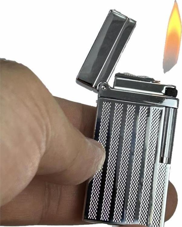 Dupont Tarz Yandan Çarklı Metal Çakmak Gümüş - Image 1