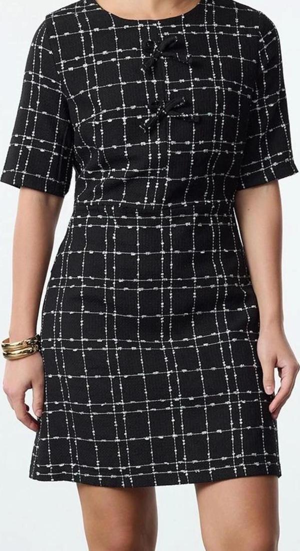 Moda Stil Regular Bisiklet Yaka Mini Boy Kareli A Kesim Fiyonk Detaylı Dokuma Tüvit Elbise - Image 1