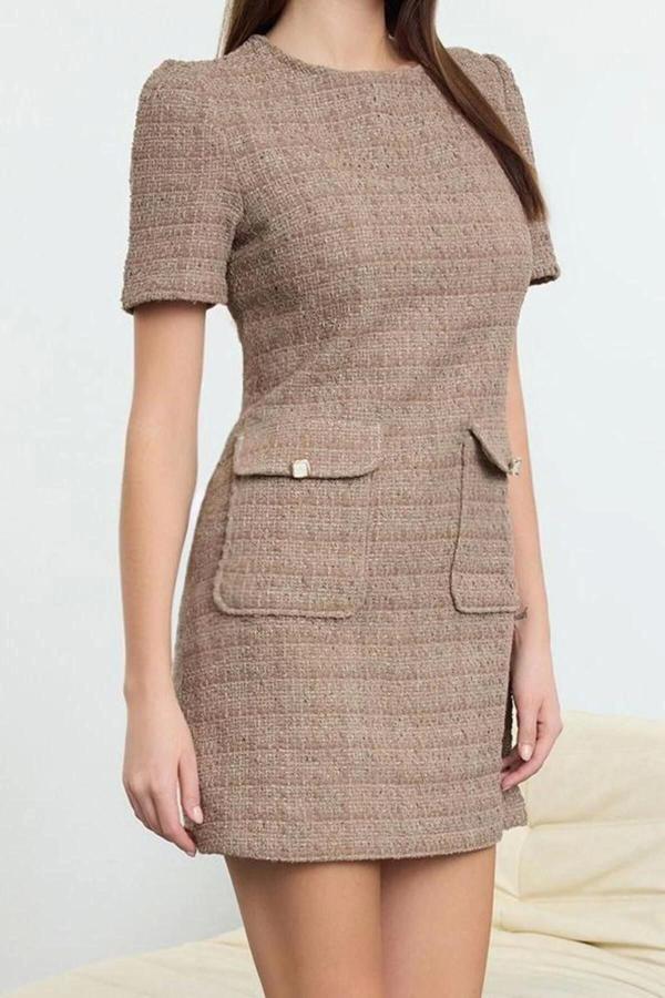 Moda Stil Regular Bisiklet Yaka Mini Boy A Kesim Cep Detaylı Dokuma Elbise - Image 1