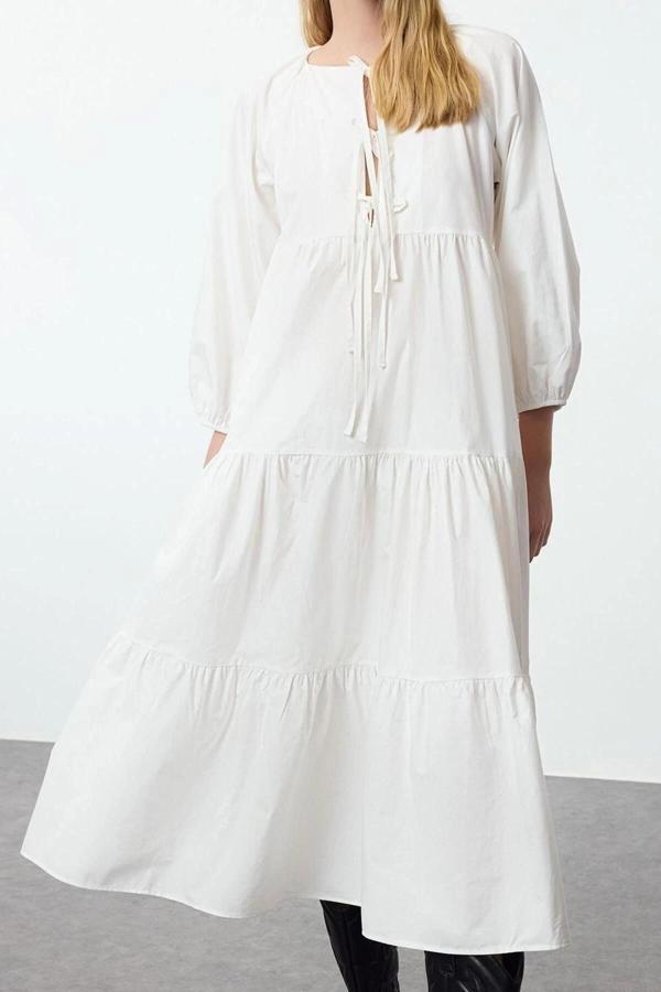 Moda Stil Regular Bisiklet Yaka Midi Boy Rahat Kalıp Fiyonklu Dokuma Elbise - Image 1