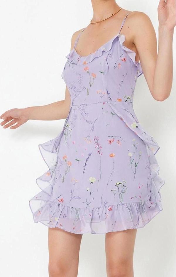 Moda Stil Regular V Yaka Mini Boy Çiçek Desenli A Kesim Astarlı Volanlı Dokuma Elbise - Image 1