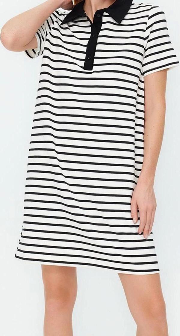 Moda Stil Relaxed Düğmeli Yaka Mini Boy Beyaz Çizgili Polo Yaka A Kesim Çan Form Örme Elbise - Image 1