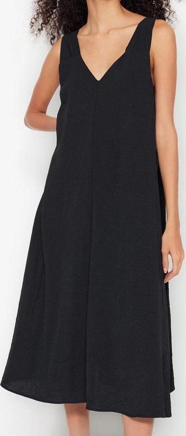 Moda Stil Relaxed V Yaka Midi Boy Rahat Kesim Dokuma Elbise - Image 1