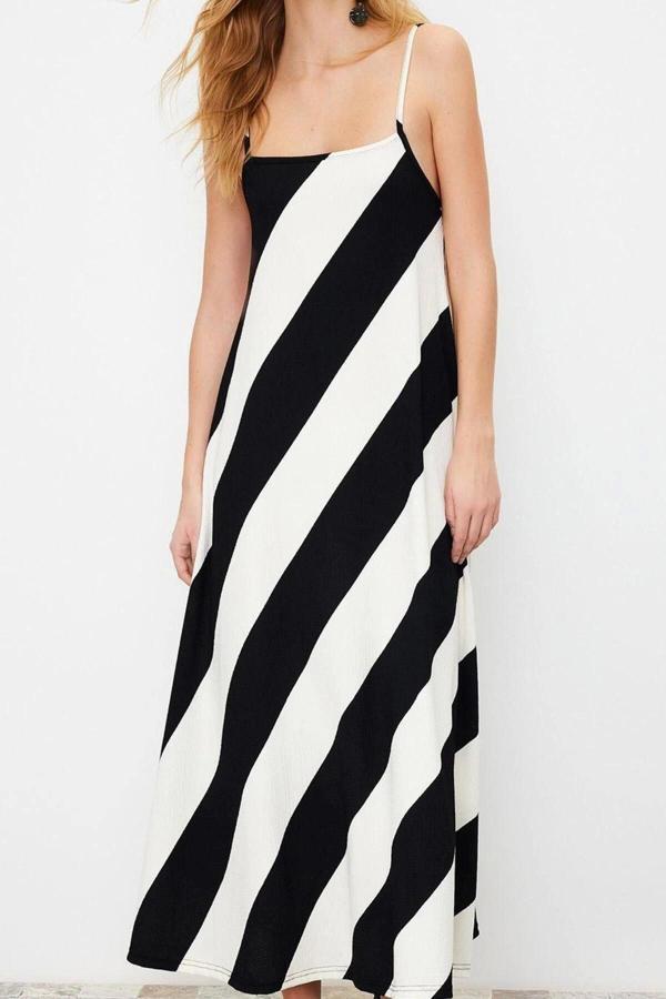 Moda Stil Relaxed Kare Yaka Maxi Boy Baskılı Ayarlanabilir Askılı A-Line Bürümcük Dokulu Örme Elbise - Image 1