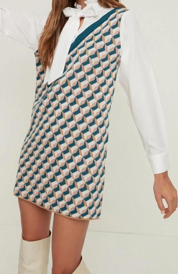Moda Regular Business Pike Triko V Yaka Uzun Kol Shift Mini Boy Elbise - Image 1