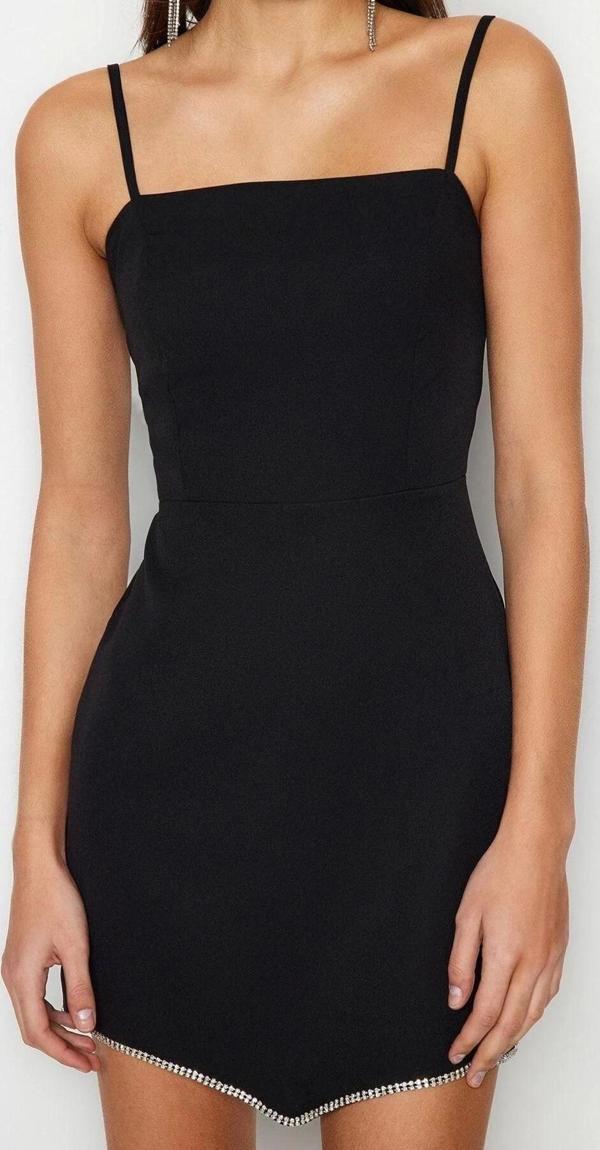 Moda Fit Mezuniyet Balo Finike Dokuma Kalp Yaka Askılı Kol Bodycone Mini Boy Elbise - Image 1