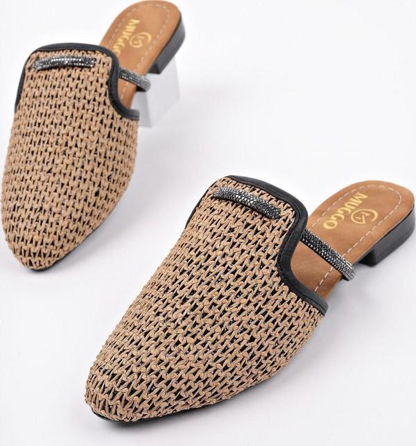 Muggo ZİNTA Önü Kapalı Kadın Günlük Hasır Terlik - Image 1