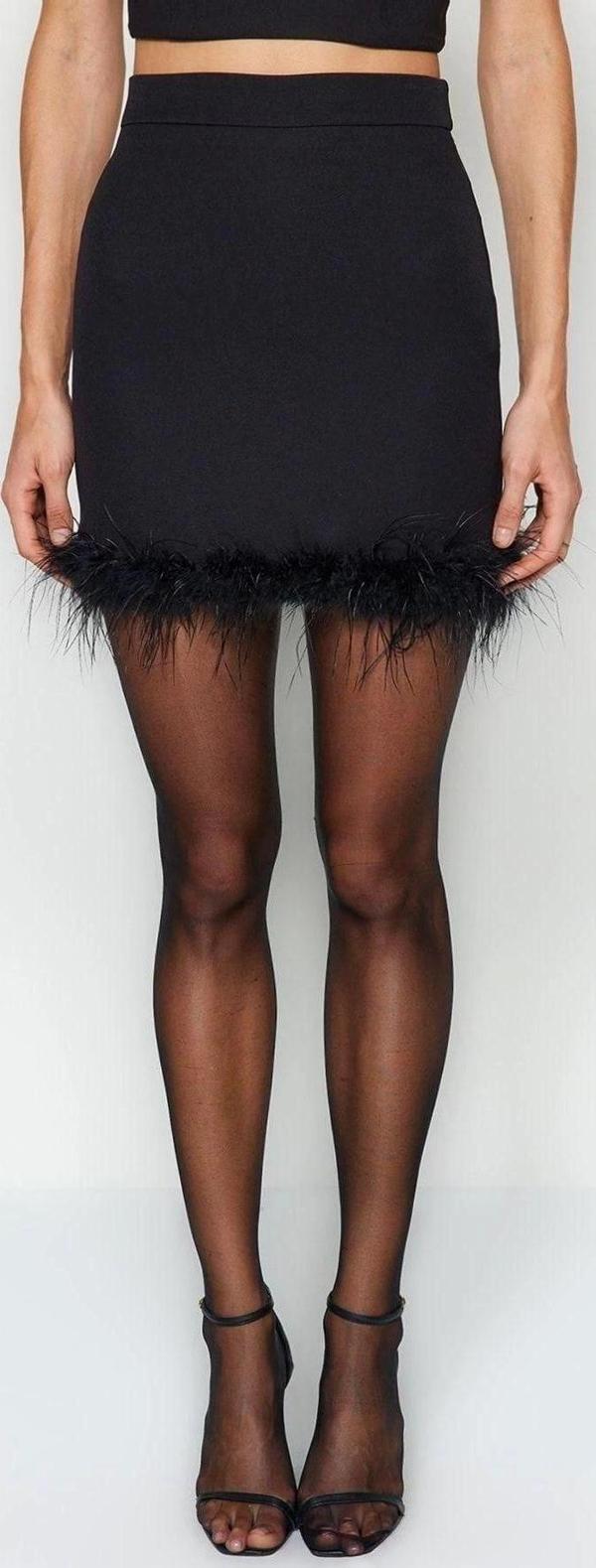 Moda Fitted Düz Desen Şık Gece Mini Boy Otrişli Etek - Image 1