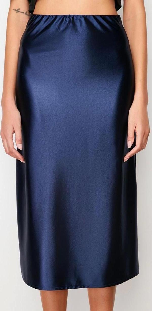 Moda A-line Düz Desen Günlük Midi Boy Premium Saten A Kesim Çan Form Etek - Image 1