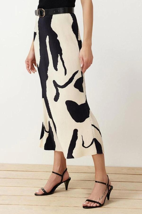Moda Regular Baskılı Desen Günlük Midi Boy Ekru001 Piliseli Baskılı Midi Etek - Image 1