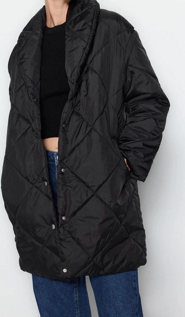 Tasarım Düz Astarlı Yaka Midi Oversize Ceket Kadın Oversize Kapitone Şişme Mont - Image 1