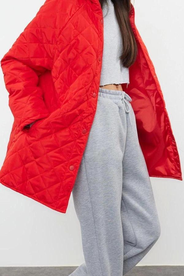 Tasarım Düz Astarlı Yaka Midi Regular Kapüşonlu Kadın Kapüşonlu Su İtici Kapitone Mont - Image 1