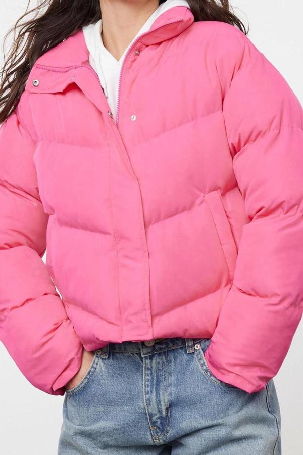 Tasarım Düz Astarlı Yaka Standart Regular Dik Kadın Regular Su İtici Şişme Mont - Image 1