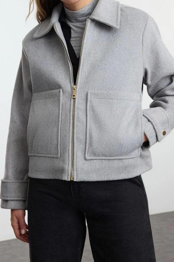 Tasarım Düz Astarlı Yaka Standart Oversize Gömlek Kadın Oversize Kaşe İnce Ceket Mont - Image 1