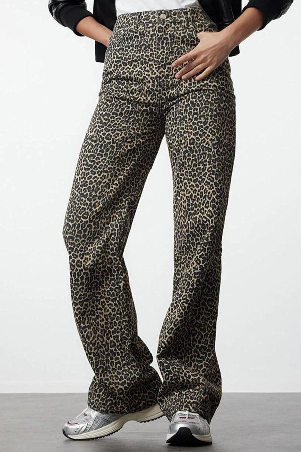 Stil Kadın Moda Denim Kot Pantolon Regular Geniş Paça Leopar Baskılı Kahverengi Yüksek Bel Jeans - Image 1