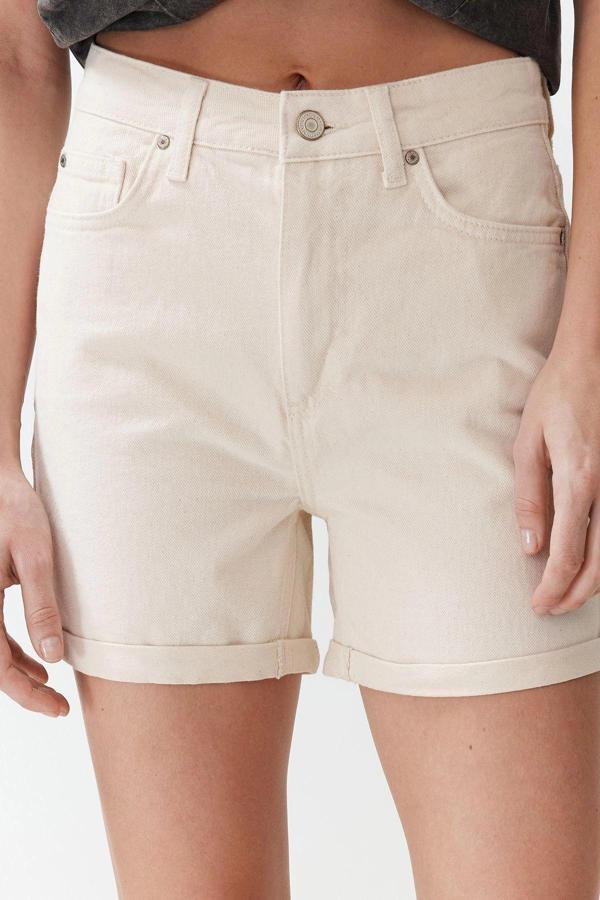 Moda Denim Yüksek Bel Geniş Paça Gündelik Ekru Paçası Katlamalı Yüksek Bel Denim Şort - Image 1