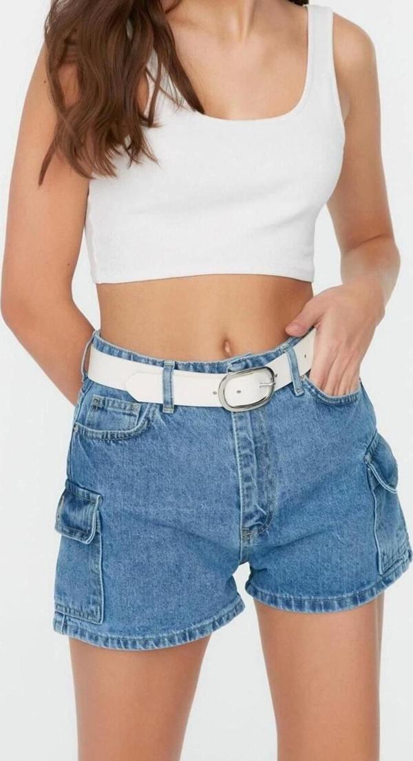 Moda Denim Yüksek Bel Dar Paça Gündelik Mavi Kargo Cep Detaylı Denim Şort - Image 1