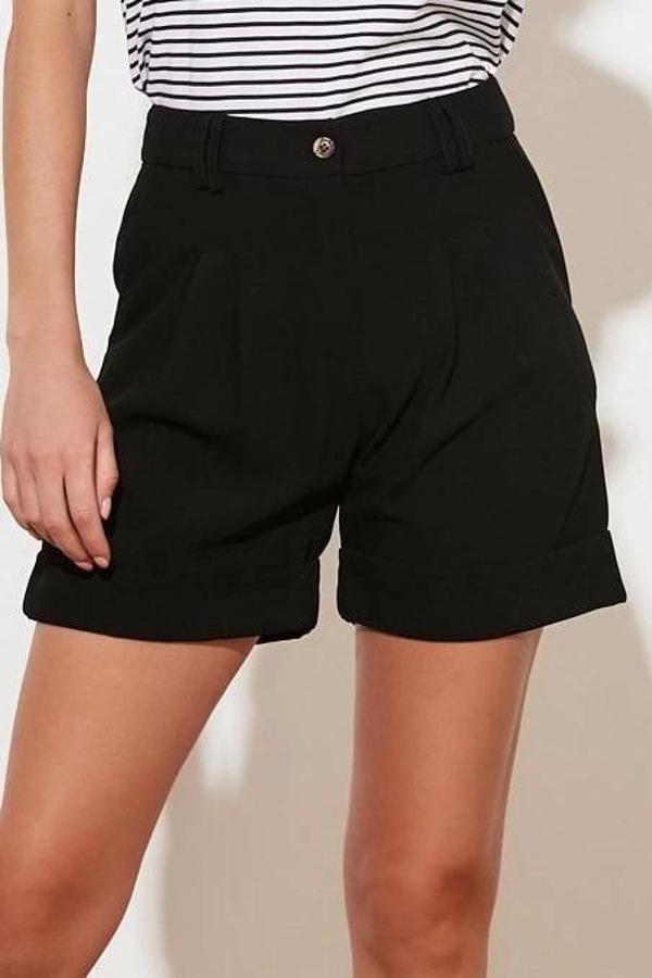 Moda Dokuma Yüksek Bel Geniş Paça Gündelik Siyah Paçası Kıvırmalı Dokuma Şort - Image 1