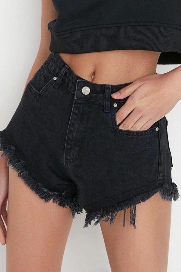 Moda Denim Normal Bel Boru Paça Gündelik Gri Yırtıklı Detaylı Yüksek Bel Denim Şort - Image 1