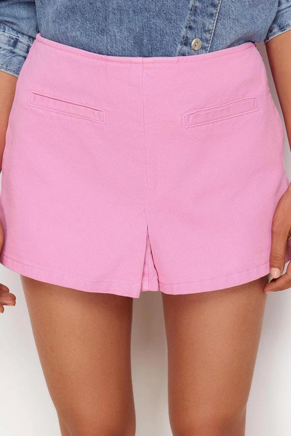 Moda Denim Yüksek Bel Boru Paça Gündelik Pembe Cep Detaylı Yüksek Bel Denim Şort - Image 1