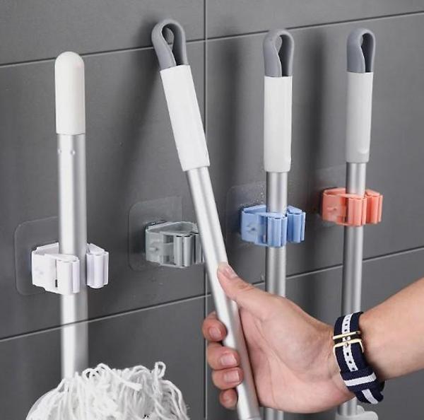Yapışkanlı Pratik Mop Tutucu 4 Adet Beyaz Askı - Image 1