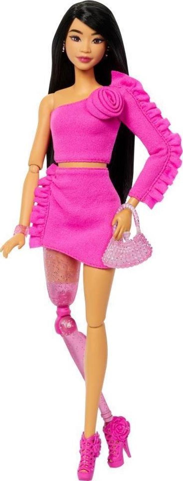 Barbie Deluxe Style Bebekler - Işıltılı Protez Bacaklı HYV26 - Image 1