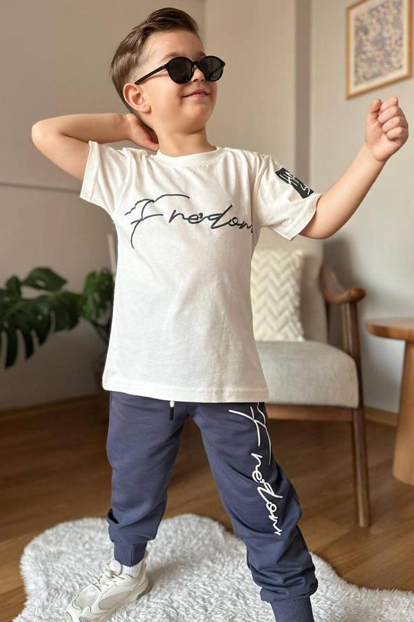 Erkek Çocuk Önü Fredoom Yazı Baskı Arkası Kartal Figürlü T-Shirt Siyah Eşofman Takım - Image 1