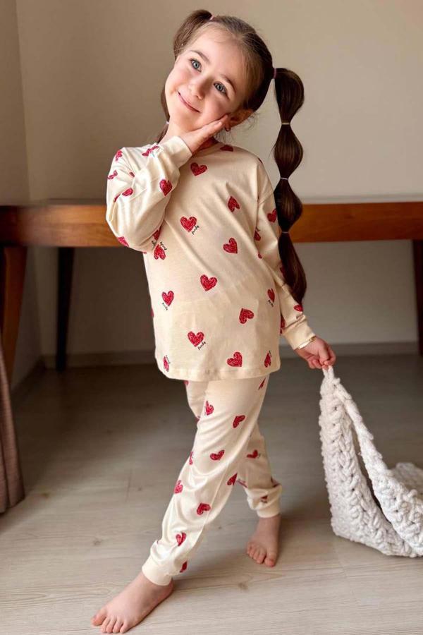 Kız Çocuk Küçük Sevimli Kalp Baskılı Krem Pijama Takımı - Image 1