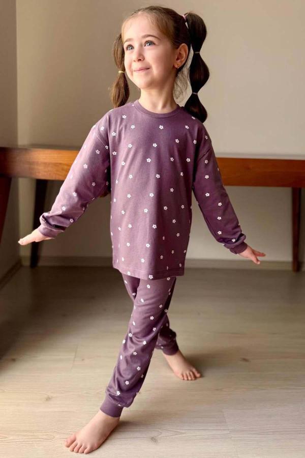 Kız Çocuk Bilekleri Manşetli Papatya Desenli Mor Pijama Takımı - Image 1