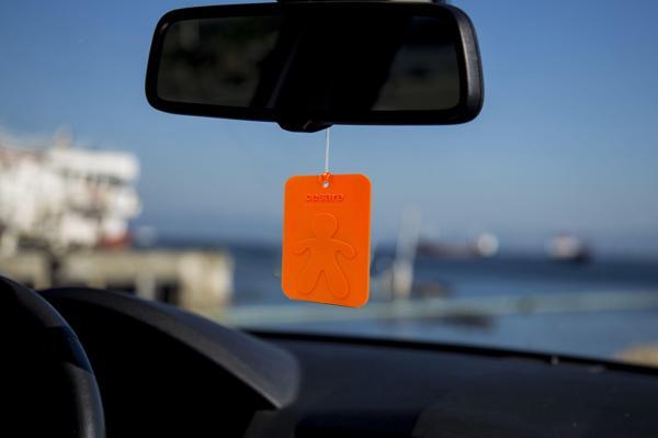 Cesare Otomobil Araba Asma Kokusu Ayna Kokusu 45 Gün Etkili - Image 1