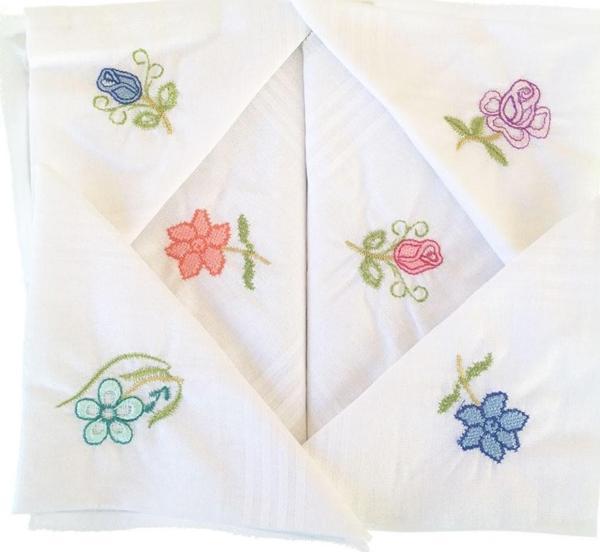 Hepsine Rakip Hediyelik İşlemeli Bayan Mendili 12 Adet 28x28 cm 100 Pamuk Renkli - Image 1