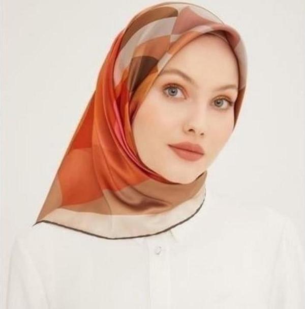 Armine E23YA8901D0405 Dj Saf İpek Eşarp 8901D (T)  (Nostalji Twill) - Image 1