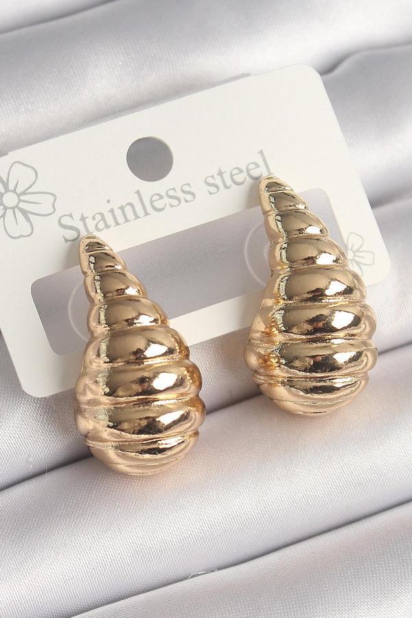 Pirinç Gold Renk İşlemeli Damla Model Kadın Küpe - Image 1