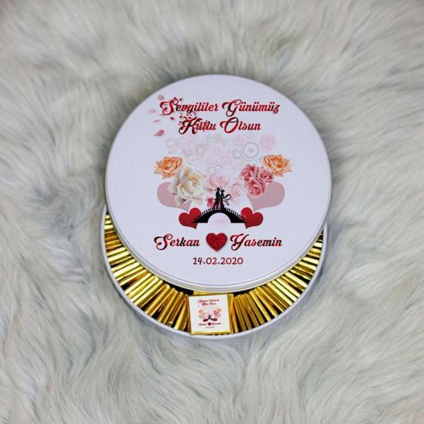 Hediyelen Sevgiliye En Güzel Hediye Metal Kutuda Çikolata 100 Adet 013 - Image 1