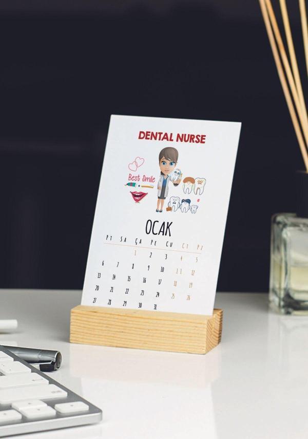 Hediyelen 2024 Dental Nurse Masa Takvimi - Image 1