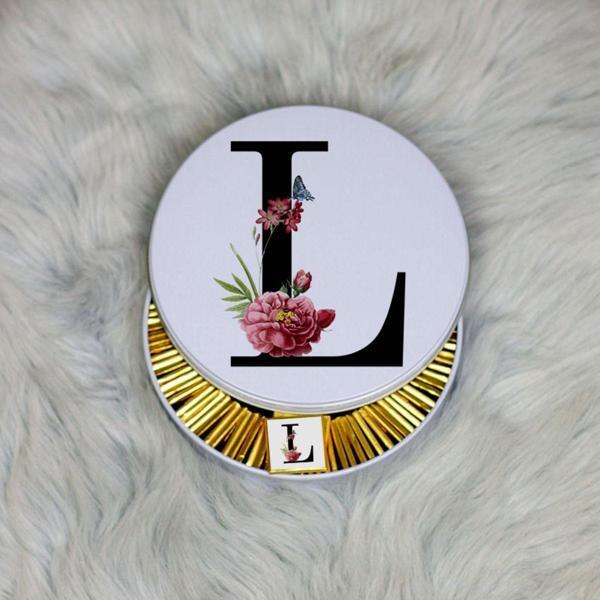 Hediyelen L Harfi Metal Kutuda Çikolata 100 Adet - Image 1