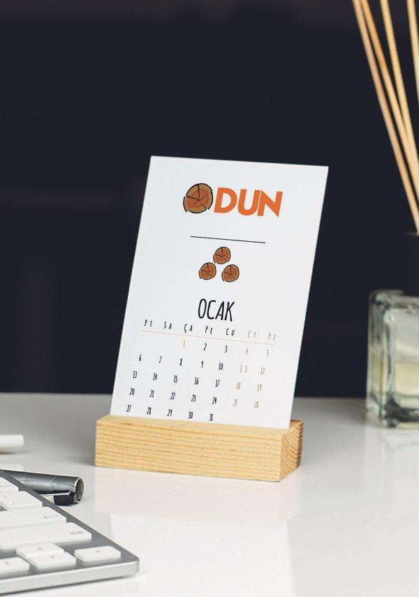 Hediyelen 2024 Odun Masa Takvimi - Image 1