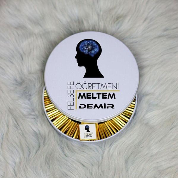 Hediyelen Felsefe Öğretmenine Hediye Metal Kutuda Çikolata 100 Adet - Image 1