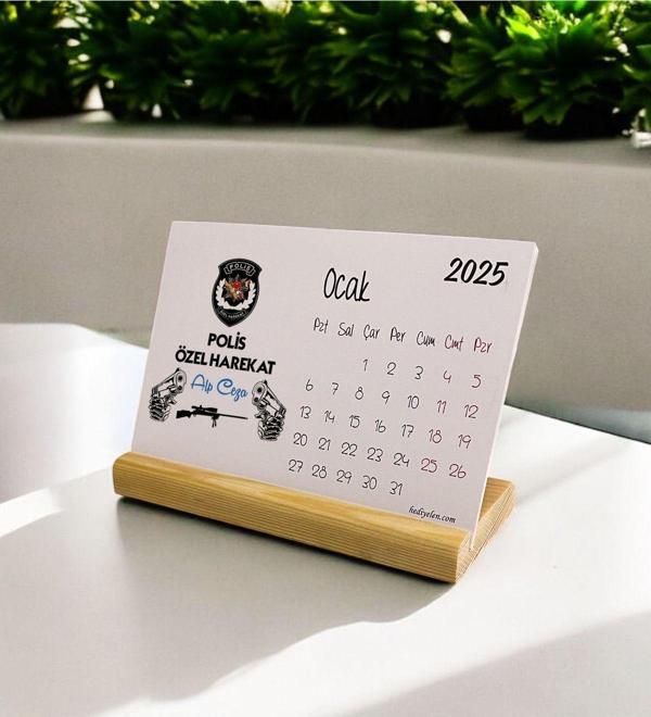 Hediyelen 2024 Polis Özel Harekat Masa Takvimi - Image 1