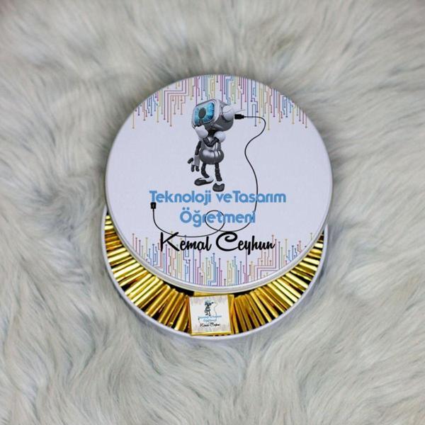 Hediyelen Teknoloji Ve Tasarım Öğretmeni Metal Kutuda Çikolata 100 Adet - Image 1