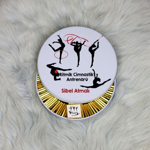 Hediyelen Ritmik Jimnastik Öğretmeni Metal Kutuda Çikolata 100 Adet - Image 1