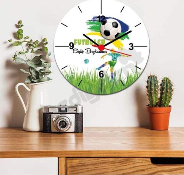 Hediyelen Futbolcu Duvar Saati - Image 1