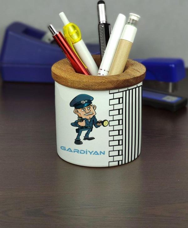 Hediyelen Gardiyan Seramik Kalemlik - Image 1