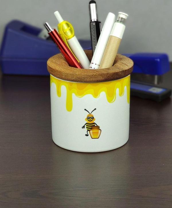 Hediyelen Arı Tasarımlı Seramik Kalemlik - Image 1